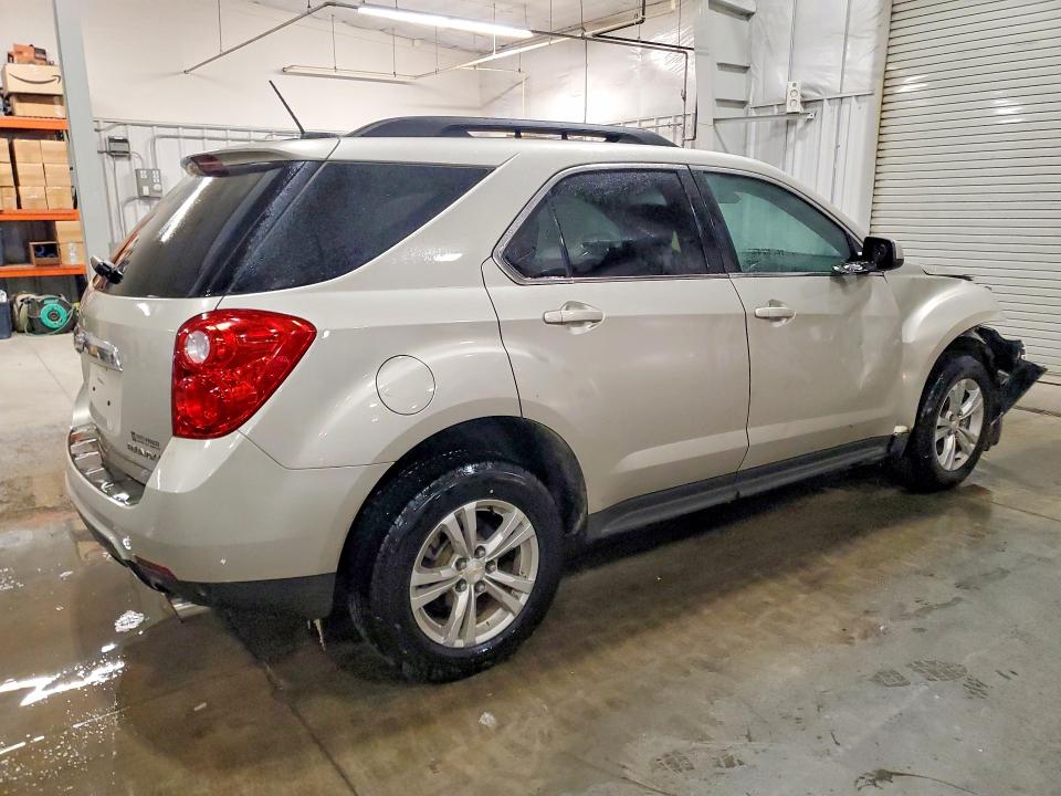 Photo 3 from auction – 2015 CHEVROLET EQUINOX LT with VIN 2GNFLGE38F6218692