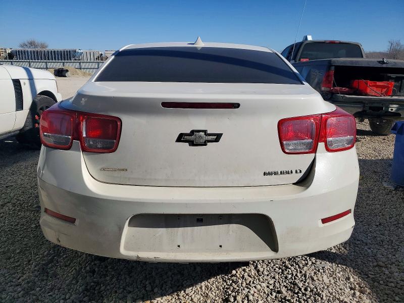Photo 6 from auction – 2014 CHEVROLET MALIBU with VIN 1G11C5SL6EF114176