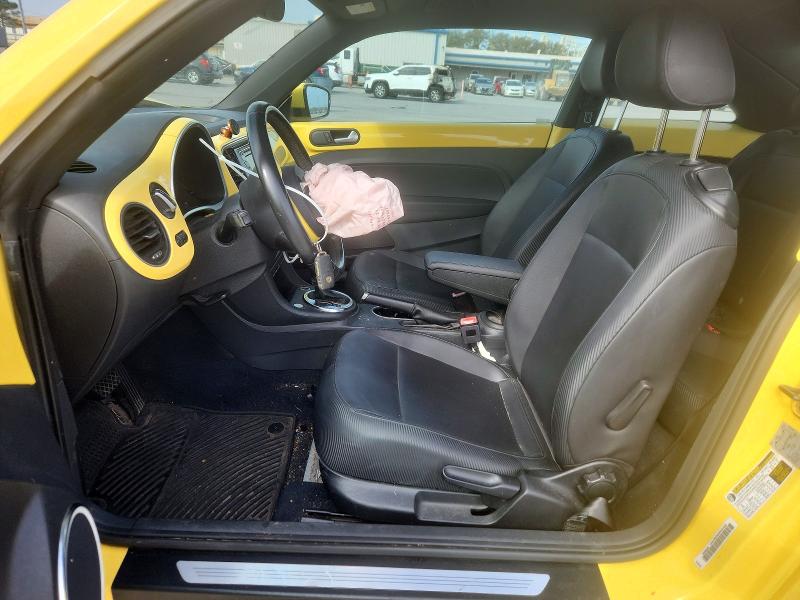 Фото 7 с аукциона – 2012 VOLKSWAGEN BEETLE с VIN 3VWJP7AT2CM650934