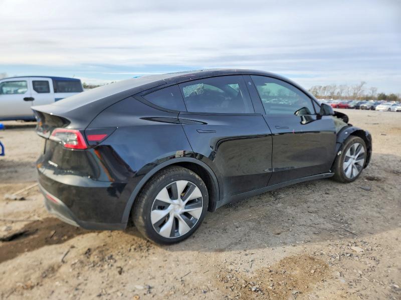 Photo 3 from auction – 2022 TESLA MODEL Y with VIN 7SAYGDEE2NF425032