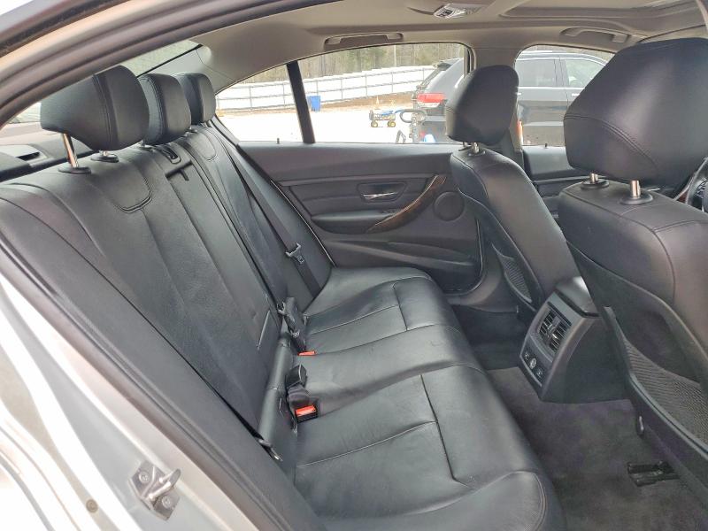 Photo 10 from auction – 2015 BMW 328 XI with VIN WBA3B3C57FF546040