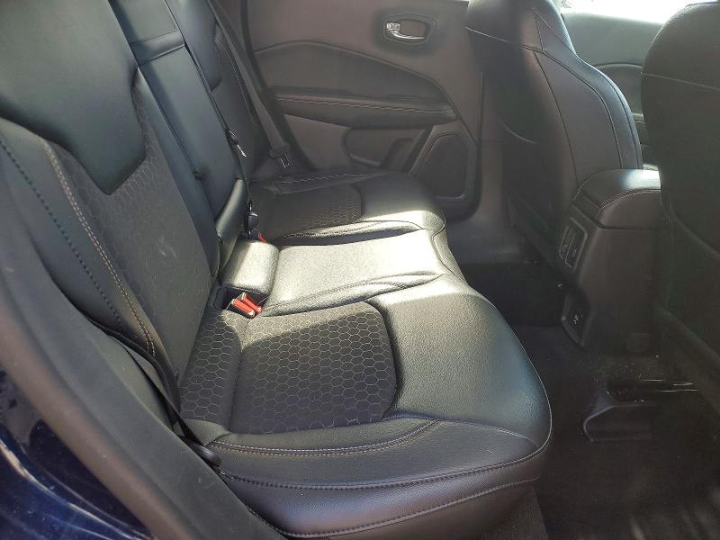 Photo 11 from auction – 2018 JEEP COMPASS with VIN 3C4NJCBB2JT489363