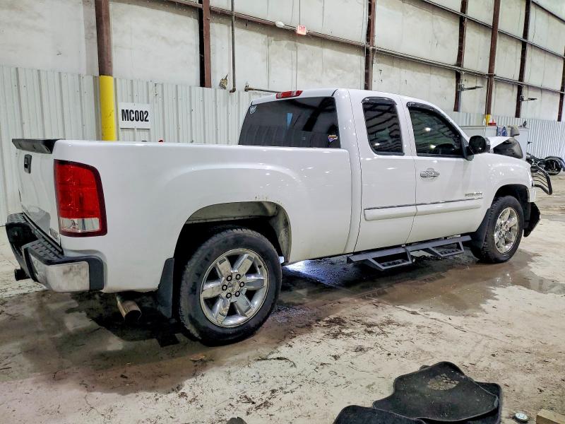 صورة رقم 3 من المزاد - 2013 GMC SIERRA مع VIN 1GTR2VE72DZ343561