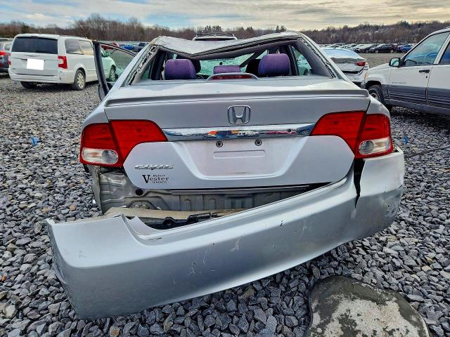 Photo 6 from auction – 2011 HONDA CIVIC LX-S with VIN 19XFA1F63BE009374