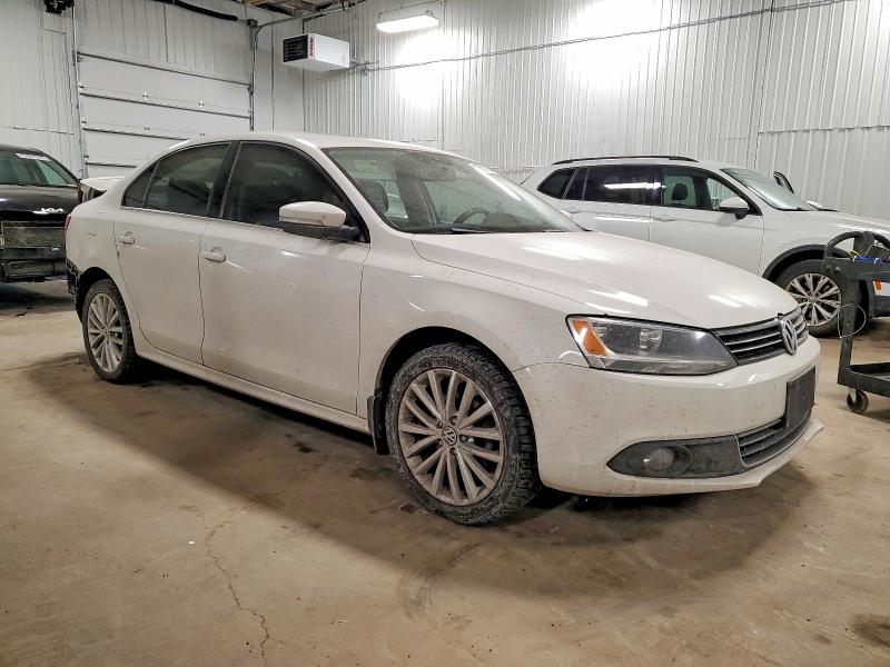 Photo 4 from auction – 2011 VOLKSWAGEN JETTA SEL with VIN 3VWLX7AJ8BM300942