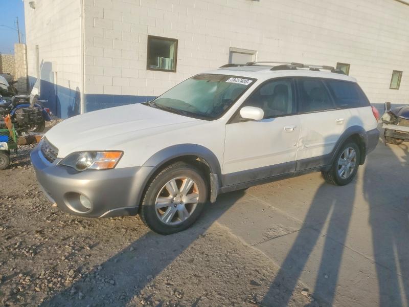 SUBARU LEGACY OUT 2005 with VIN 4S4BP62C057307032 - Photo from auction