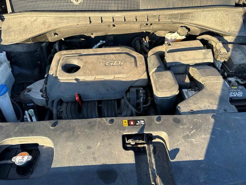 Photo 7 from auction – 2016 KIA SORENTO LX with VIN 5XYPGDA38GG106078