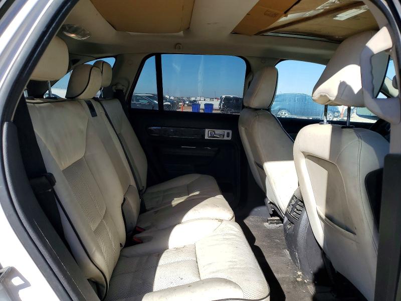 Photo 11 from auction – 2010 LINCOLN MKX with VIN 2LMDJ8JC9ABJ07215