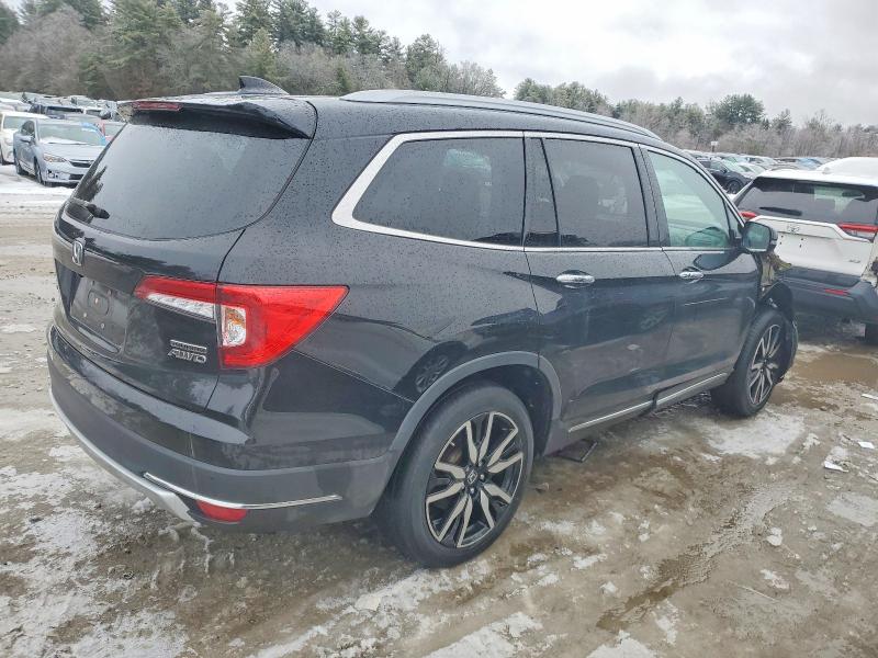 Photo 3 from auction – 2022 HONDA PILOT TOUR with VIN 5FNYF6H62NB062117