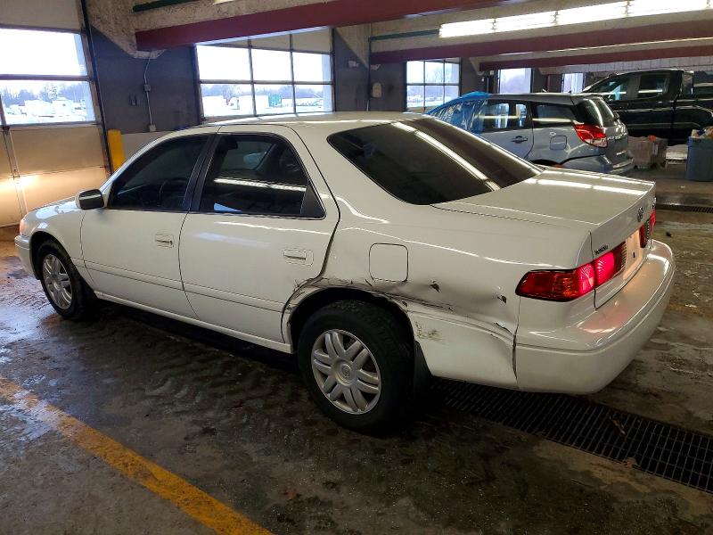 Photo 2 from auction – 2000 TOYOTA CAMRY CE with VIN JT2BG22K0Y0459175