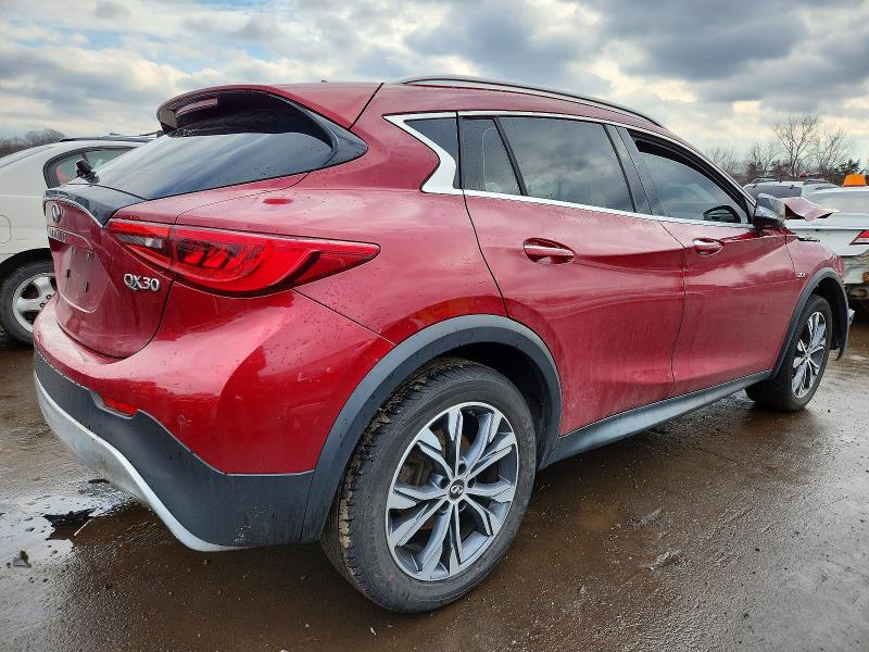 Photo 3 from auction – 2017 INFINITI QX30 BASE with VIN SJKCH5CR0HA016201