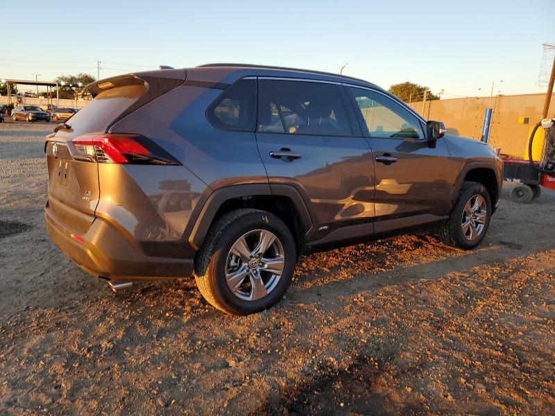 Photo 3 from auction – 2025 TOYOTA RAV4 with VIN JTMMWRFV3SD602779