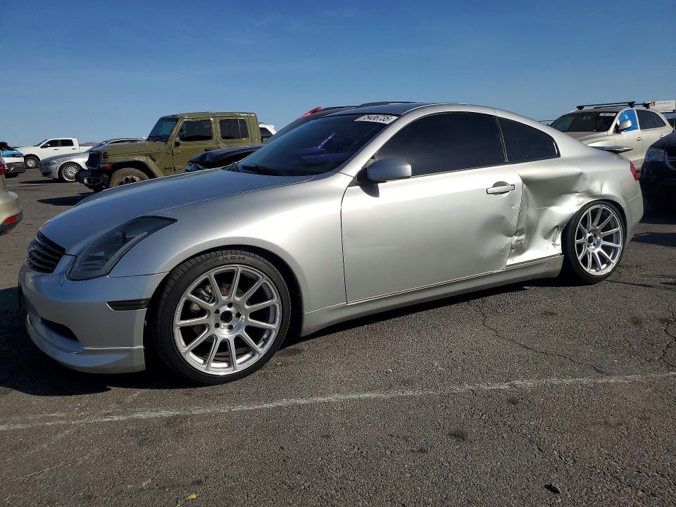 INFINITY G35 2004 with VIN JNKCV54E04M801381 - Photo from auction