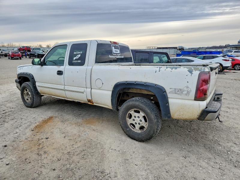 Photo 2 from auction – 2003 CHEVROLET SILVERADO with VIN 2GCEK19T931168778