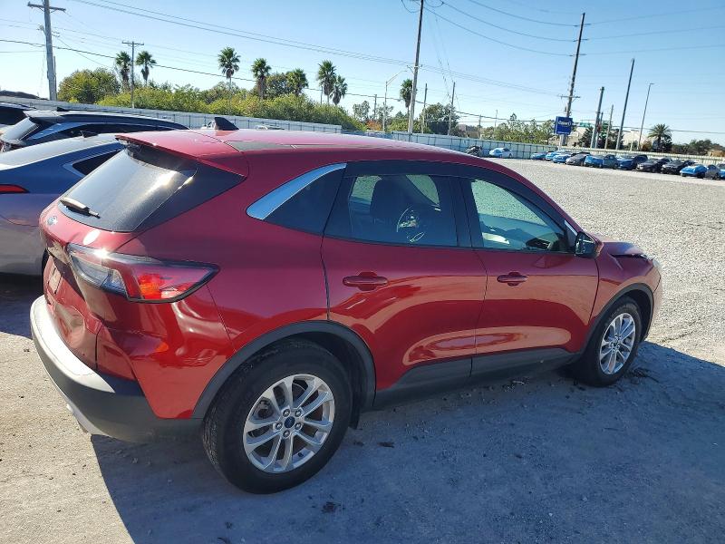 Photo 3 from auction – 2020 FORD ESCAPE SE with VIN 1FMCU0G69LUC76181