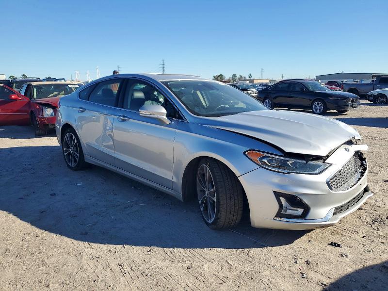 Photo 4 from auction – 2019 FORD FUSION with VIN 3FA6P0D98KR124024
