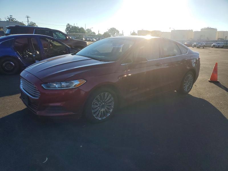 FORD FUSION SE 2013 with VIN 3FA6P0LUXDR248143 - Photo from auction