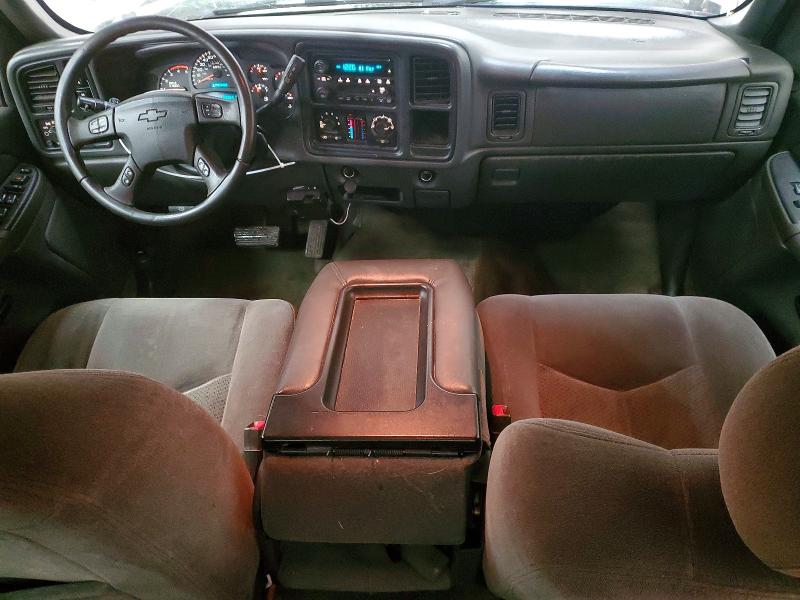 Photo 8 from auction – 2005 CHEVROLET SILVERADO with VIN 1GCHK23275F877742