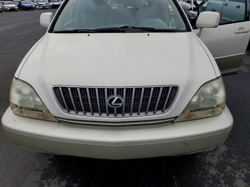 Photo 12 from auction – 2000 LEXUS RX 300 with VIN JT6HF10U4Y0127556