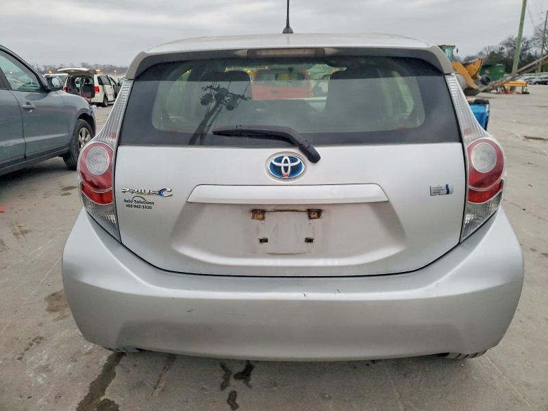 Photo 6 from auction – 2014 TOYOTA PRIUS C with VIN JTDKDTB37E1568544