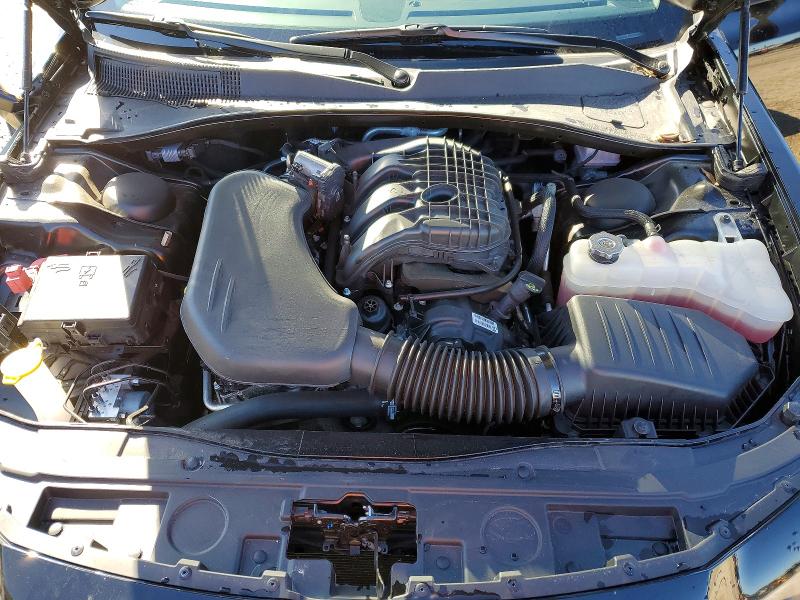 Photo 11 from auction – 2023 CHRYSLER 300 with VIN 2C3CCADG6PH677260