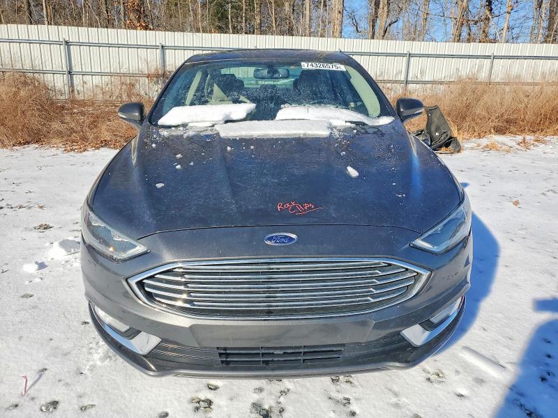 Photo 5 from auction – 2017 FORD FUSION with VIN 3FA6P0PU7HR208425
