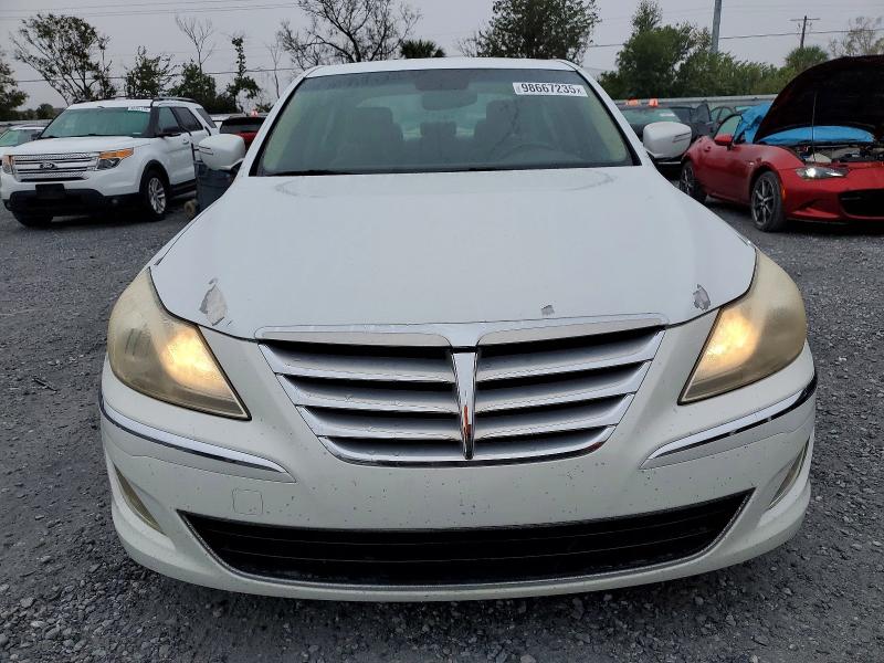 Photo 5 from auction – 2012 HYUNDAI GENESIS with VIN KMHGC4DD2CU207668