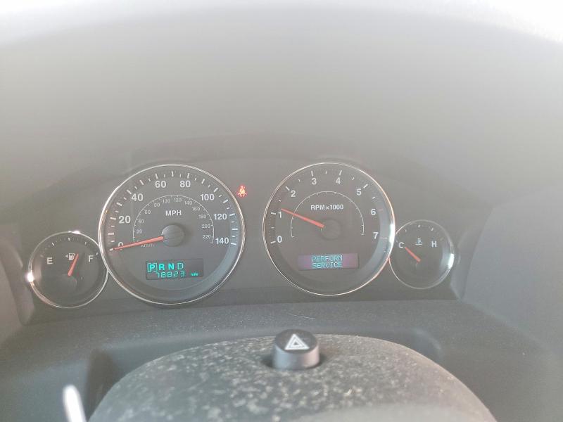 Photo 9 from auction – 2007 JEEP COMMANDER with VIN 1J8HG48K07C608629