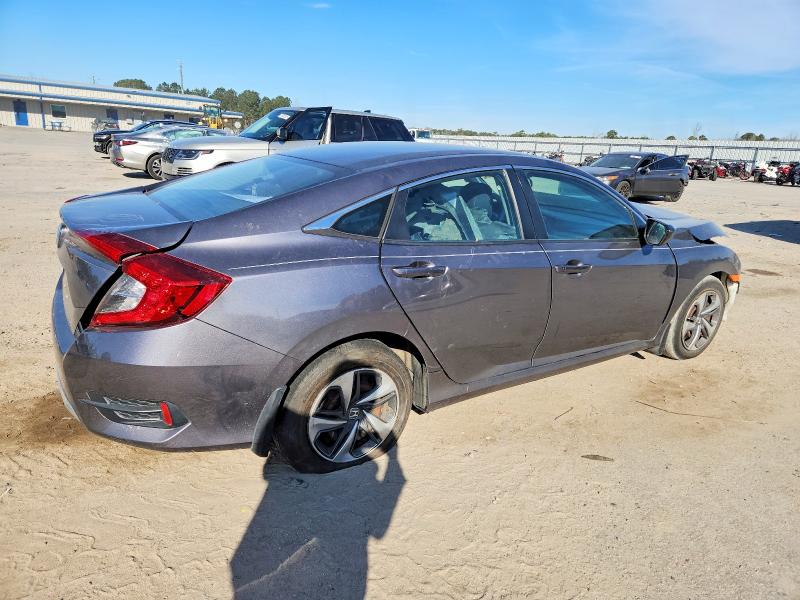 Photo 3 from auction – 2019 HONDA CIVIC with VIN 2HGFC2F61KH565544