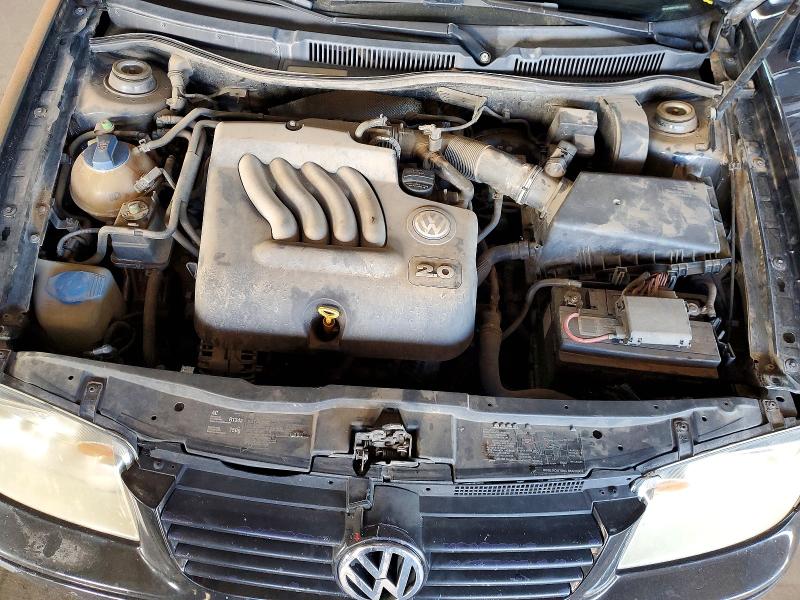 Photo 11 from auction – 2003 VOLKSWAGEN JETTA with VIN 3VWSK69M43M002540