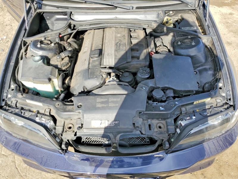 Photo 11 from auction – 2003 BMW 325 I with VIN WBAET37463NJ38671