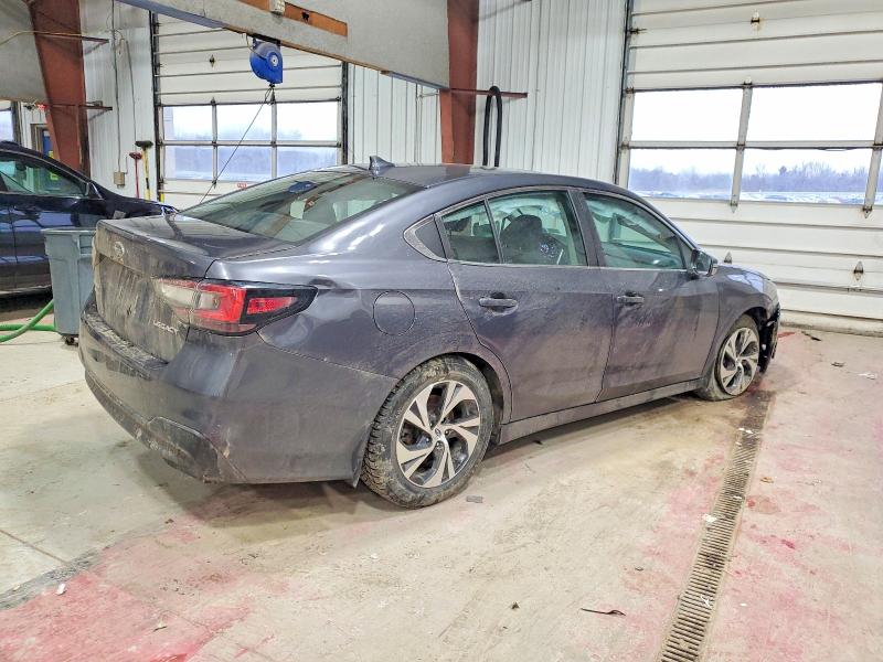 Photo 3 from auction – 2021 SUBARU LEGACY PRE with VIN 4S3BWAF63M3012561