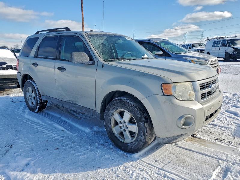 Photo 4 from auction – 2009 FORD ESCAPE XLT with VIN 1FMCU03G09KA81444