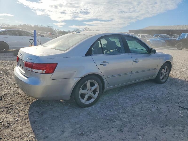 Photo 3 from auction – 2007 HYUNDAI SONATA with VIN 5NPET46C07H291862
