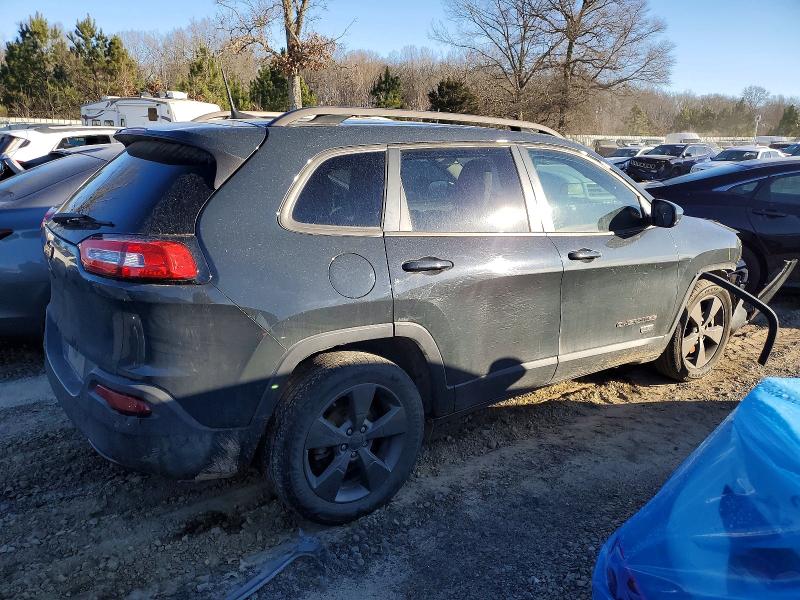 Photo 3 from auction – 2016 JEEP CHEROKEE L with VIN 1C4PJLCBXGW295271
