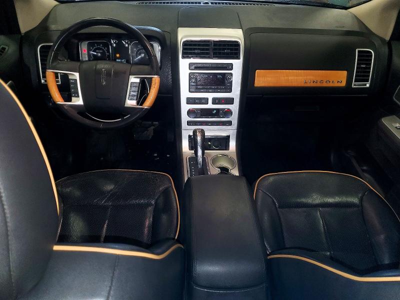 Photo 8 from auction – 2010 LINCOLN MKX with VIN 2LMDJ6JC1ABJ07892