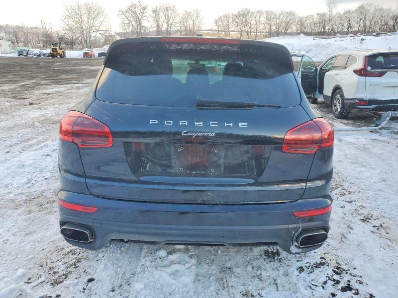 Photo 6 from auction – 2016 PORSCHE CAYENNE with VIN WP1AA2A25GKA09903