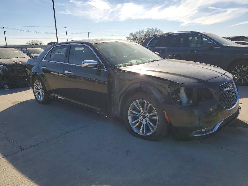Photo 4 from auction – 2017 CHRYSLER 300C with VIN 2C3CCAEG1HH564462