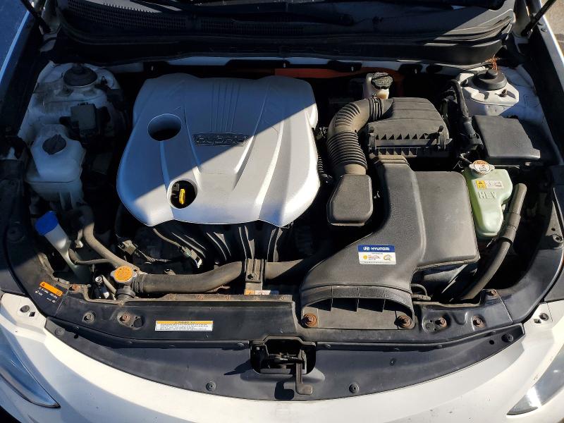 Photo 11 from auction – 2013 HYUNDAI SONATA HYB with VIN KMHEC4A46DA076968
