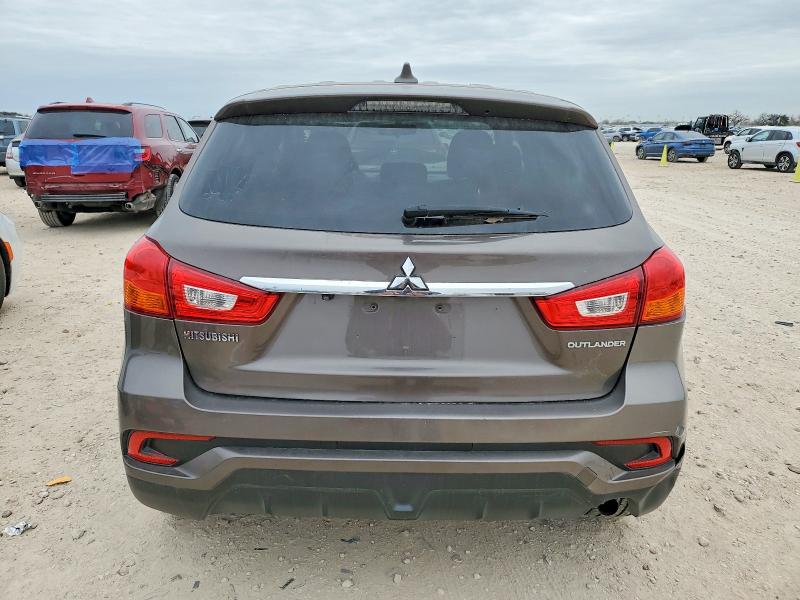 Photo 6 from auction – 2018 MITSUBISHI OUTLANDER with VIN JA4AP3AU3JZ002366