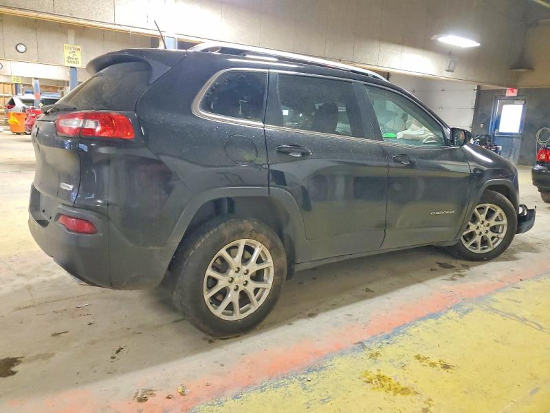 Photo 3 from auction – 2017 JEEP CHEROKEE L with VIN 1C4PJLCS3HW642957