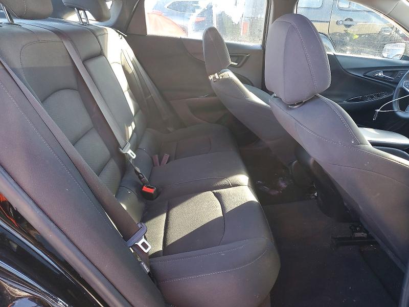 Photo 10 from auction – 2017 CHEVROLET MALIBU LS with VIN 1G1ZC5ST5HF102608
