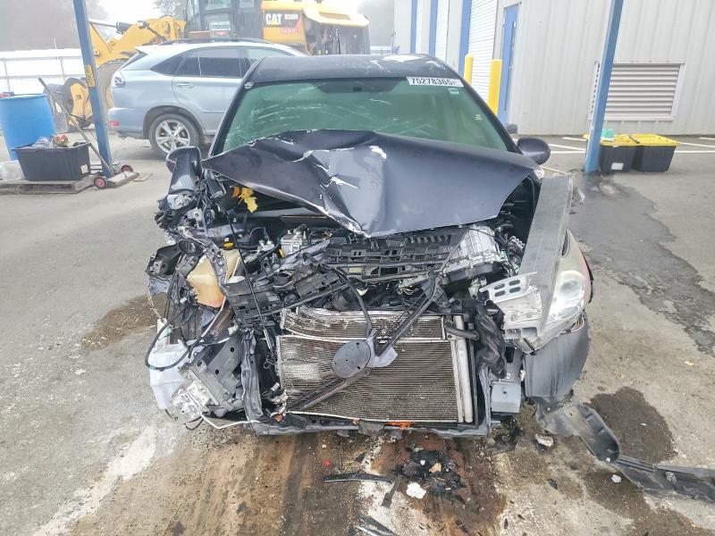 Photo 5 from auction – 2013 TOYOTA PRIUS with VIN JTDKN3DU8D1711311