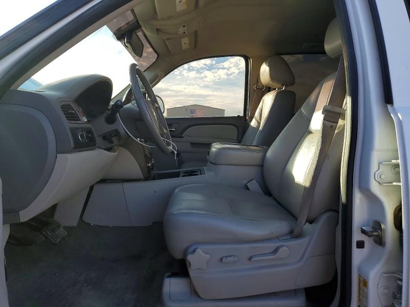 Photo 7 from auction – 2014 CHEVROLET SUBURBAN with VIN 1GNSCJE01ER103470