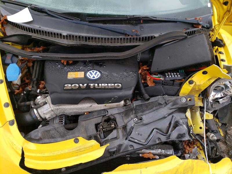 Photo 11 from auction – 2002 VOLKSWAGEN NEW BEETLE with VIN 3VWCD21C42M458093