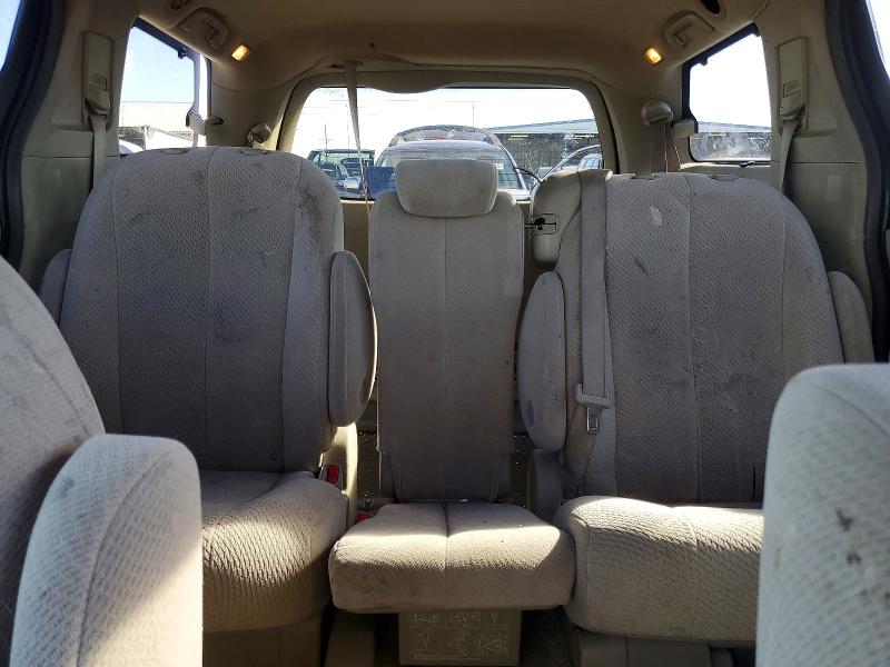 Photo 10 from auction – 2011 TOYOTA SIENNA LE with VIN 5TDKK3DC5BS051812