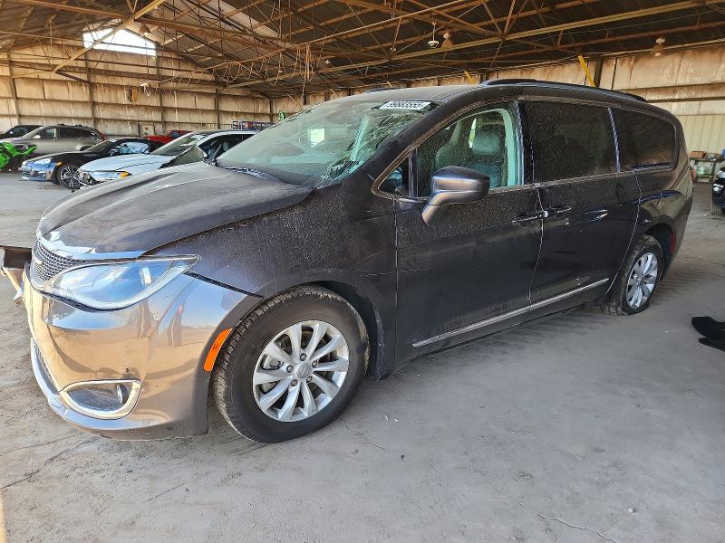 CHRYSLER PACIFICA 2017 with VIN 2C4RC1BG9HR539748 - Photo from auction