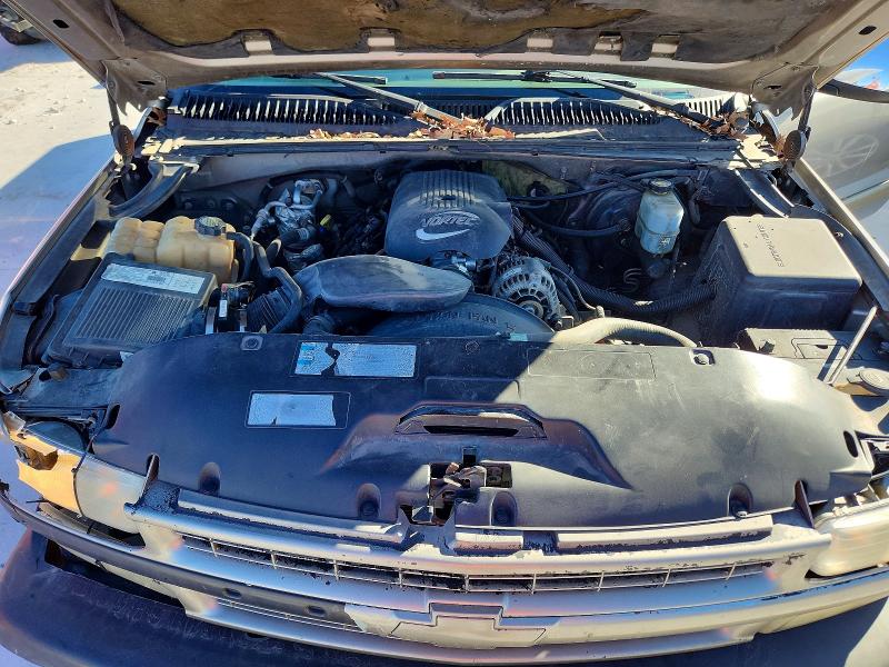 Photo 11 from auction – 2002 CHEVROLET SILVERADO with VIN 2GCEC19T721108266