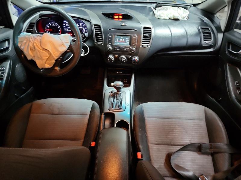 Photo 8 from auction – 2016 KIA FORTE LX with VIN KNAFX4A62G5602232