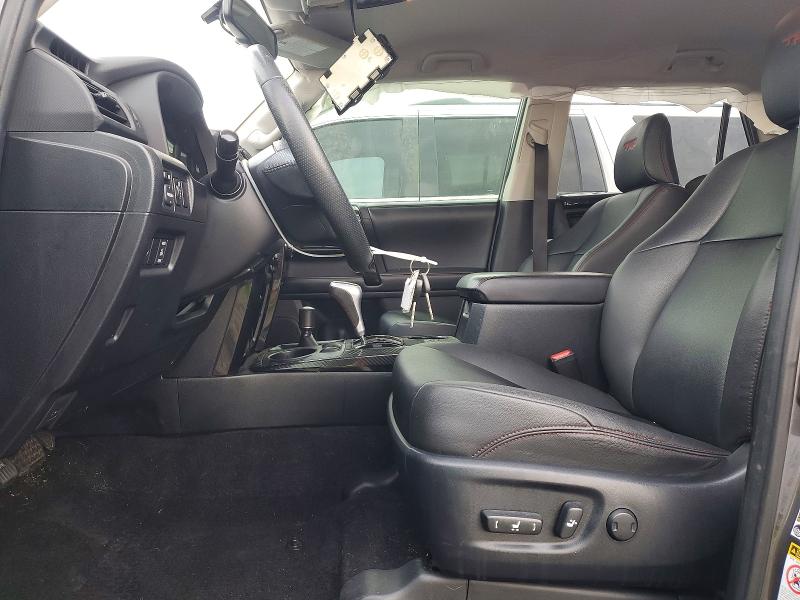 Photo 7 from auction – 2019 TOYOTA 4RUNNER SR with VIN JTEBU5JRXK5675265